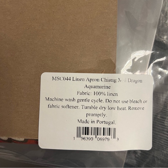 Matouk Schumacher 100% Linen Apron Chiang Mai Design NWT - Picture 7 of 7